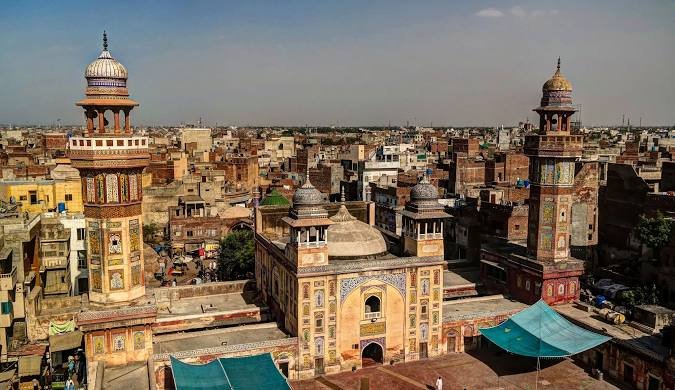 5-most-famous-landmarks-in-lahore