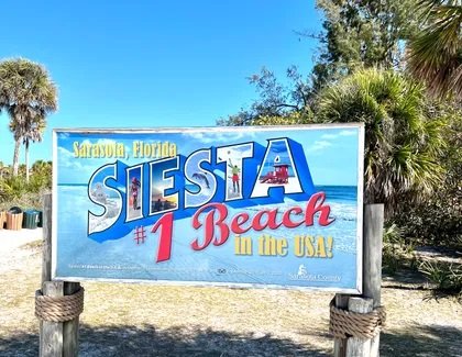 siesta key beach chair rentals
